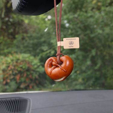 Handmade alkaline bread car pendants rearview mirror pendants creative personality car ornaments_autovado.com
