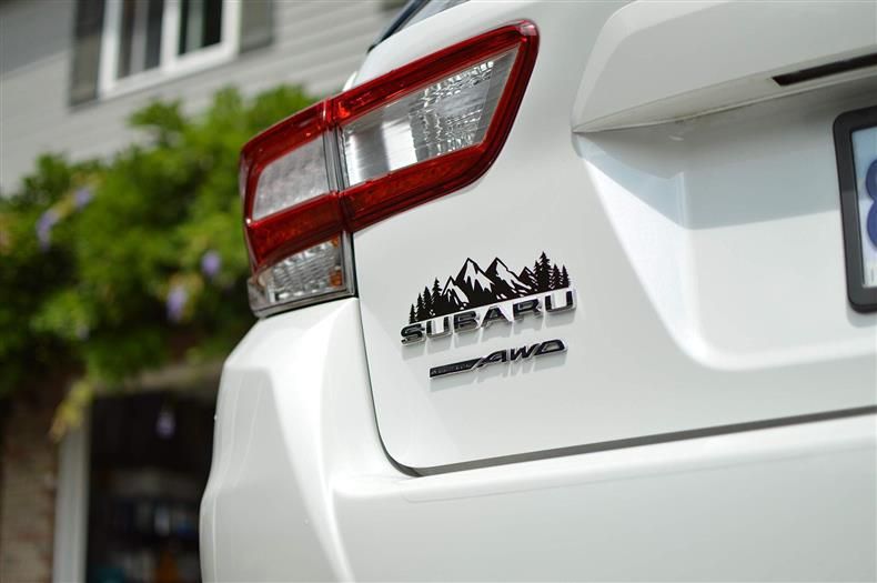 X-100 Yuutoo Hot Selling Forest Snow Mountain Emblem Decorative Personalized Creative Car Stickers_autovado.com