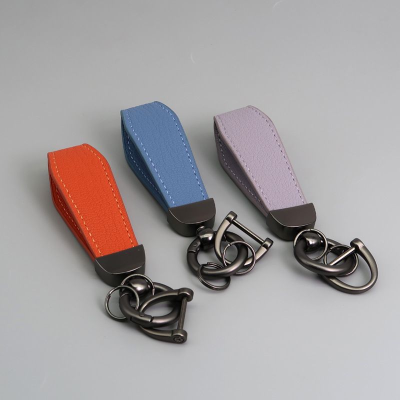 Hot Selling High Quality Fashion Lamb Pattern Car Keychain Simple Anti Lost Trendy Metal Leather Keychain_autovado.com