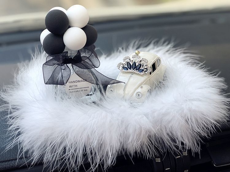 Car Aromatherapy, Interior Creative Internet Celebrity Decoration, Car Center Console Accessories, Personality_autovado.com