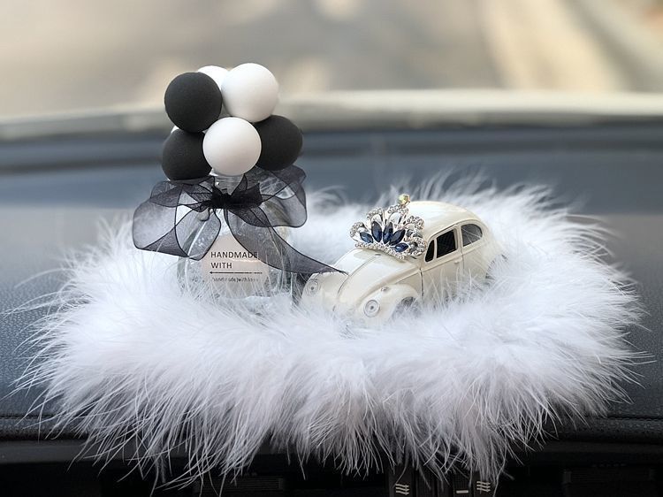 Car Aromatherapy, Interior Creative Internet Celebrity Decoration, Car Center Console Accessories, Personality_autovado.com