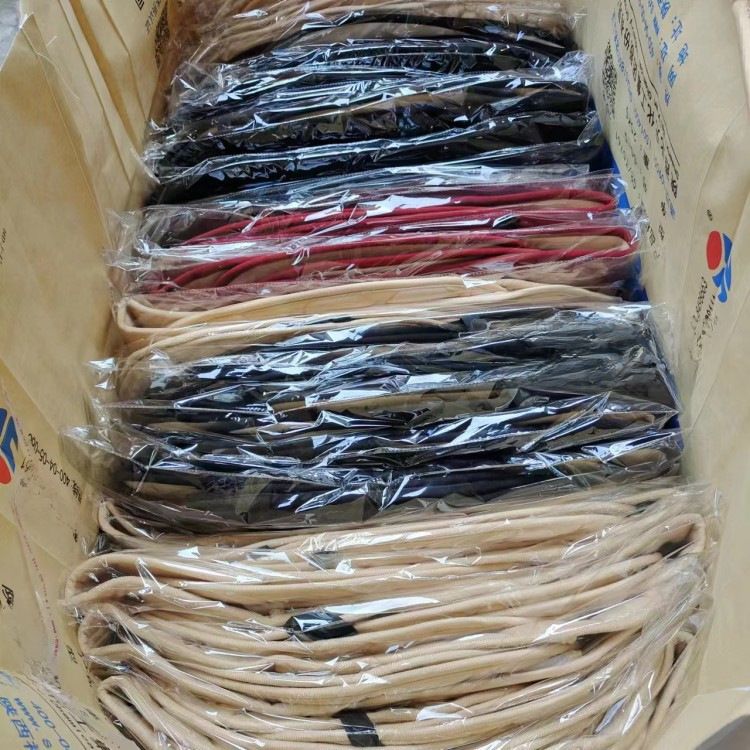 Winter car seat cushion no backrest square embroidered plush tie-free warm three-piece front and rear row single seat cushion_autovado.com