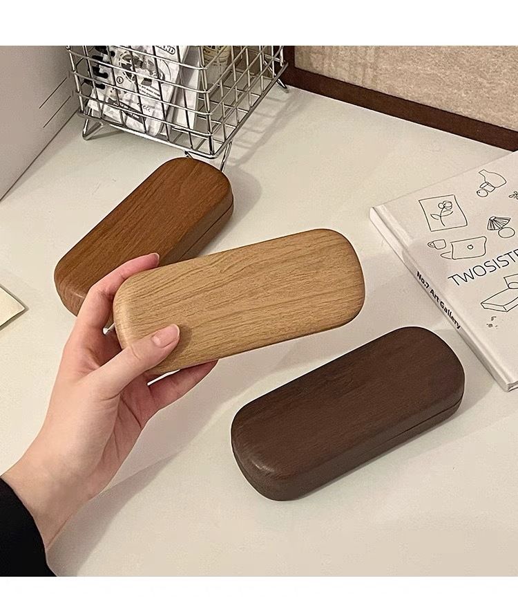 Unisex Vintage portable high-grade sunglasses glasses case ins windproof glasses storage box_autovado.com