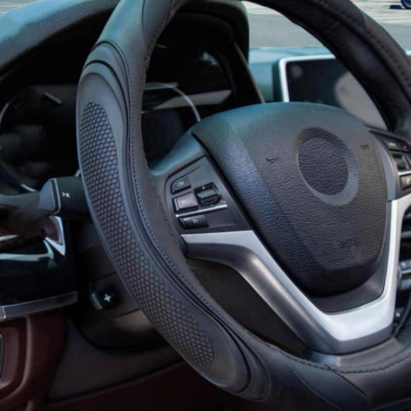 Fashionable Stitching Of Steering Wheel Available In All Seasons, Leather , Concave And Convex Massage, Car Handle_autovado.com