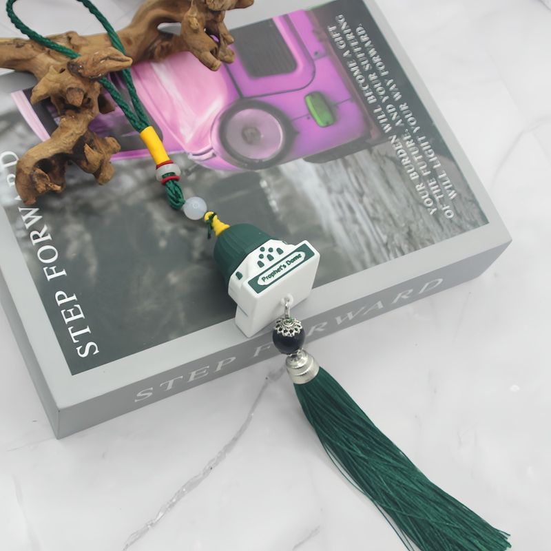 Traditional Chinese Style Car Hanging Ornament - Resin Pendant Decor For Rearview Mirror (Green/Yellow/Black Stone/Architecture Design)_autovado.com