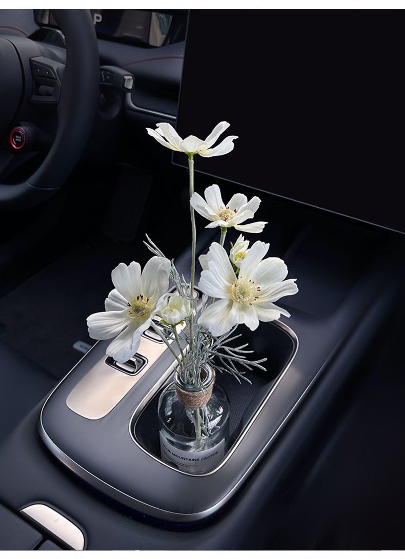 Car bouquet girls, interior accessories good items for cars, center console decorations, high-end simulation vases_autovado.com