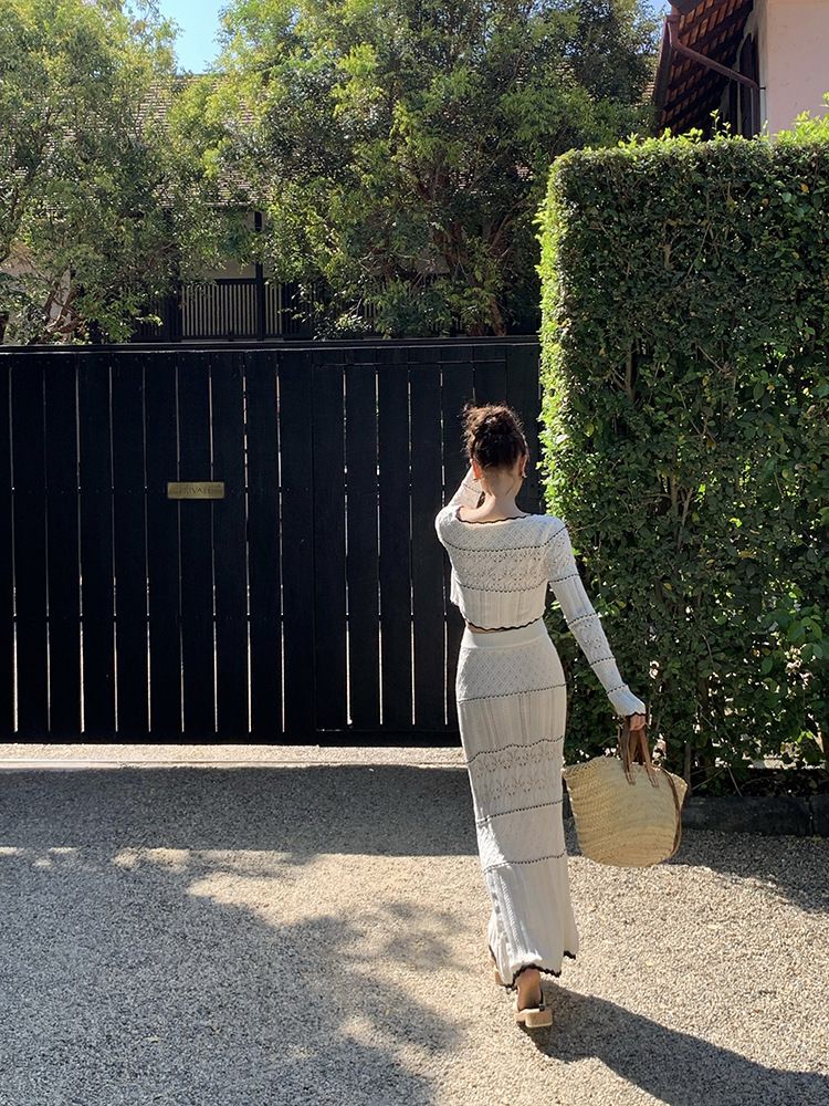 Women's Clothing hollow knitted top skirt two piece suit fashionable and age reducing temperament early spring wear a complete set_autovado.com