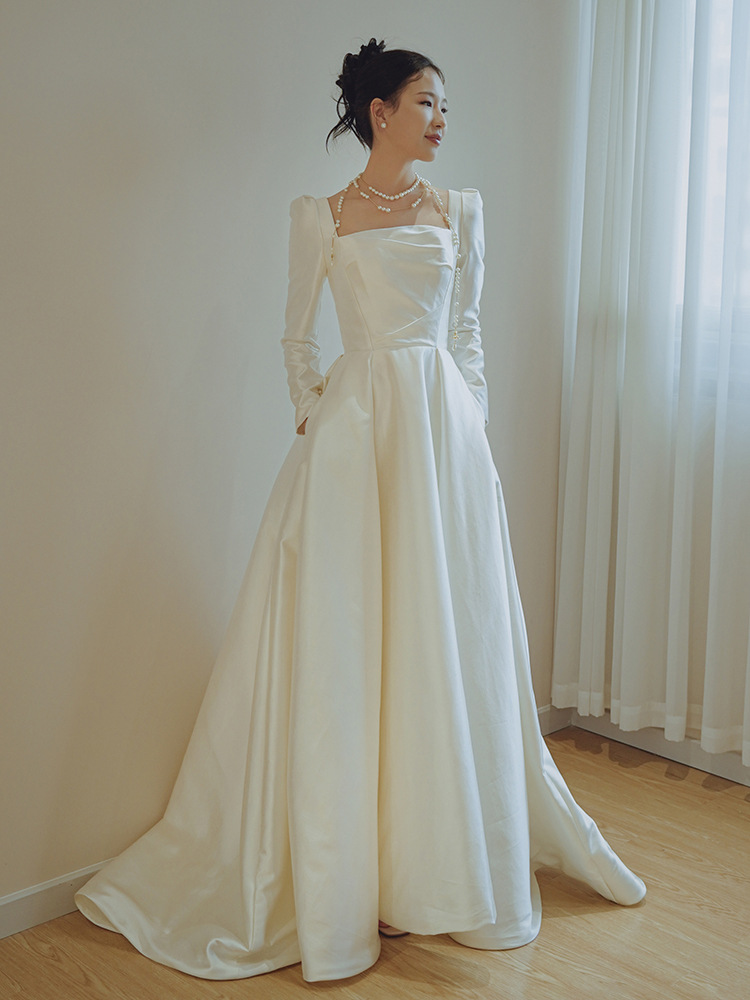 Satin wedding dress bride 2024 new French simple retro long-sleeved wedding dress niche welcome evening dress_autovado.com