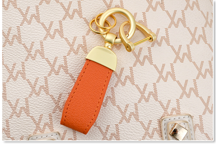 Men's Car Leather Keychain Candy Color Couple Key Pendant Sheep Pattern Bracelet Genuine Leather DIY Bag Pendant_autovado.com
