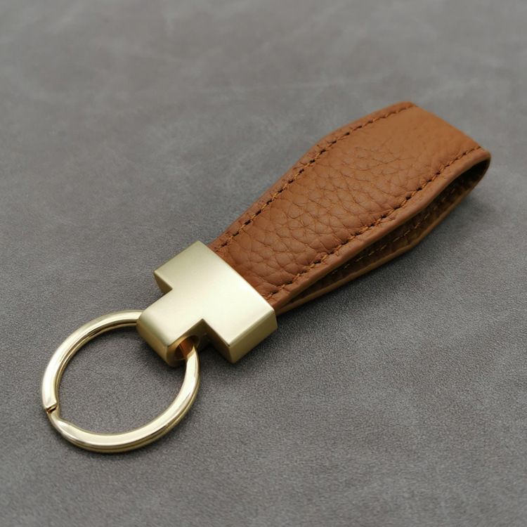 Top Layer Leather Car Keychain Fashion Genuine Leather Key Chain Ring Alloy Pendant Creative Men And Women Leather Lanyard_autovado.com