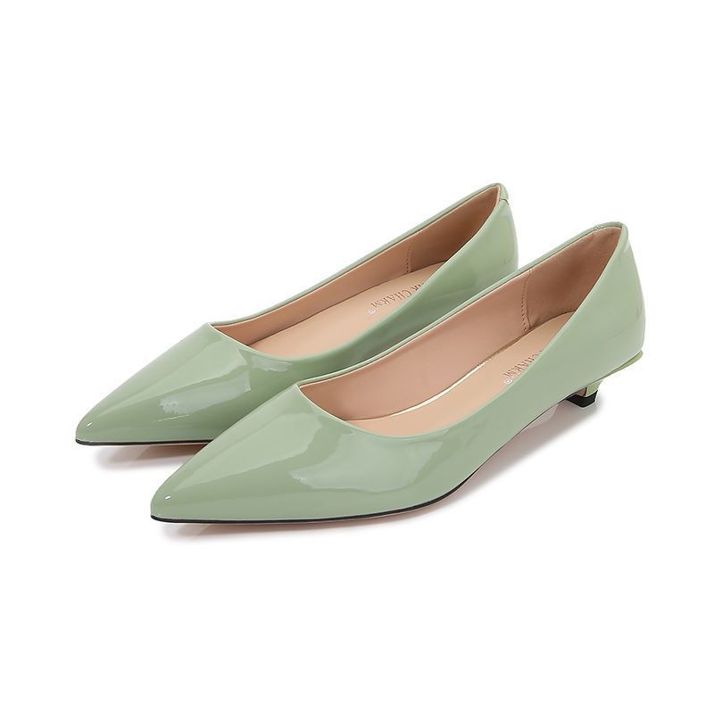 Spring new commuter style pointed head medium low heel single shoes women's thin heel patent leather work shoes women's black_autovado.com