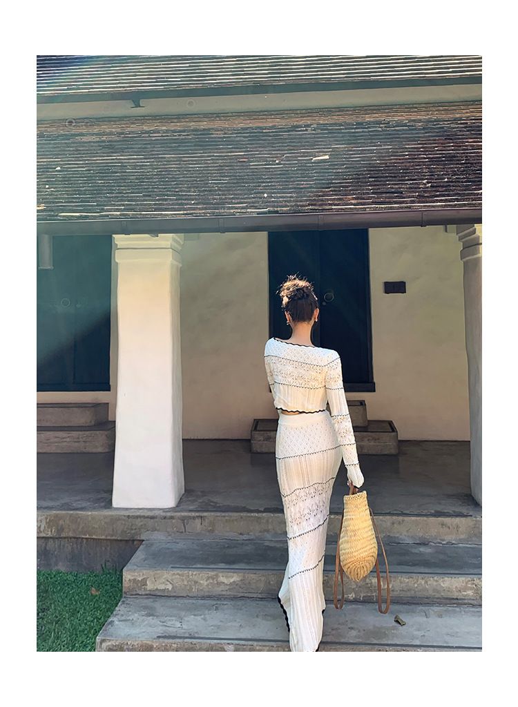 Women's Clothing hollow knitted top skirt two piece suit fashionable and age reducing temperament early spring wear a complete set_autovado.com