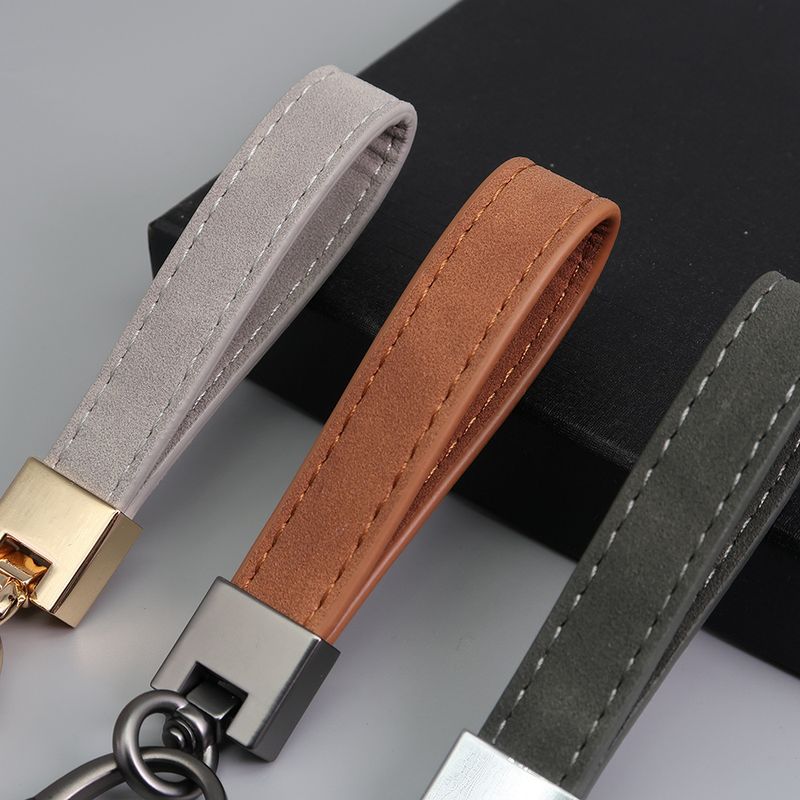 Men's Waist Hanging Creative Can Pressure Anti-loss Pendant Turn Fur Car Key Chain_autovado.com