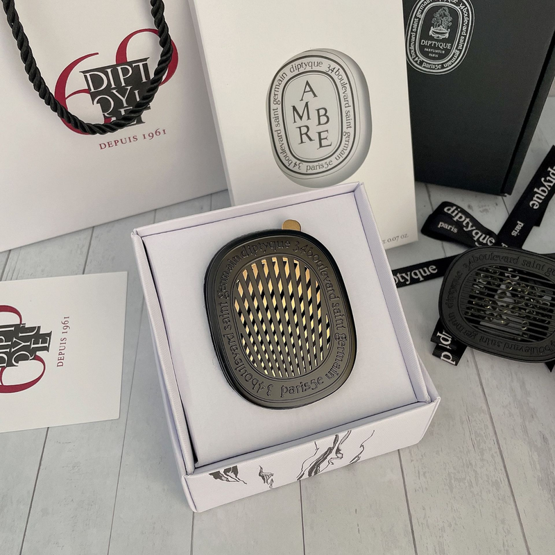 Diptyque Car aromatherapy solid perfume car pendant outlet diffuser_autovado.com