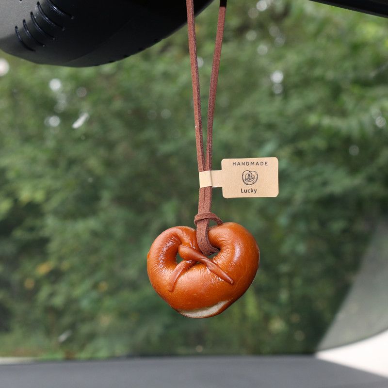 Handmade alkaline bread car pendants rearview mirror pendants creative personality car ornaments_autovado.com