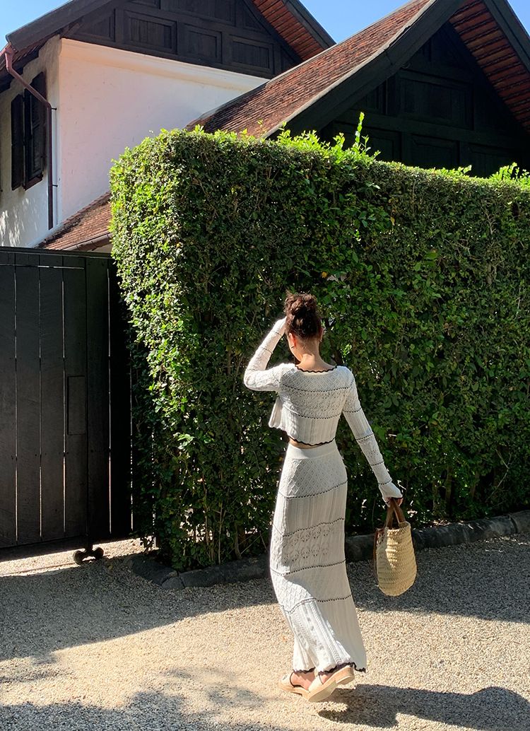 Women's Clothing hollow knitted top skirt two piece suit fashionable and age reducing temperament early spring wear a complete set_autovado.com