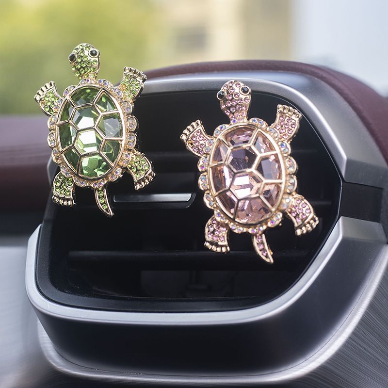 New Crystal Shining Cute Tortoise Perfume Clip Creative Car Fragrance Decoration_autovado.com