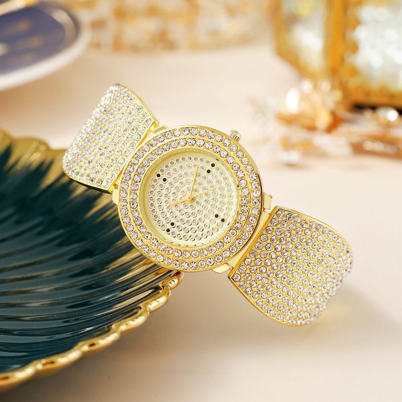 simple rhinestone gypsophila ladies watch fashion quartz luxury ladies watch manufacturers on behalf of the hair_autovado.com