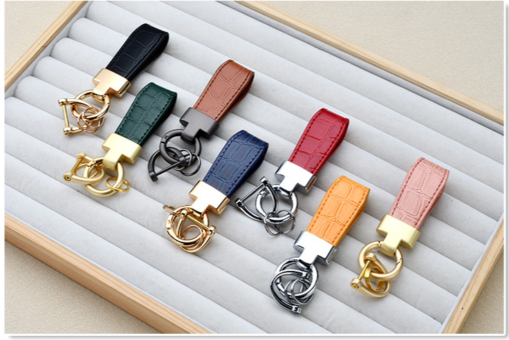 Simple Leather Bag Pendant Creative Horseshoe Buckle Leather Key Accessories New Fashion Leather Rope Car Key Chain_autovado.com