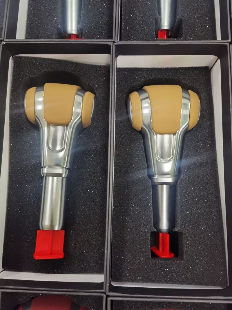 Suitable For Porsche Airplane Cayenne Large Wave Stick 15 Carbon Fiber Black Lever Gear Shift Head Accessory_autovado.com