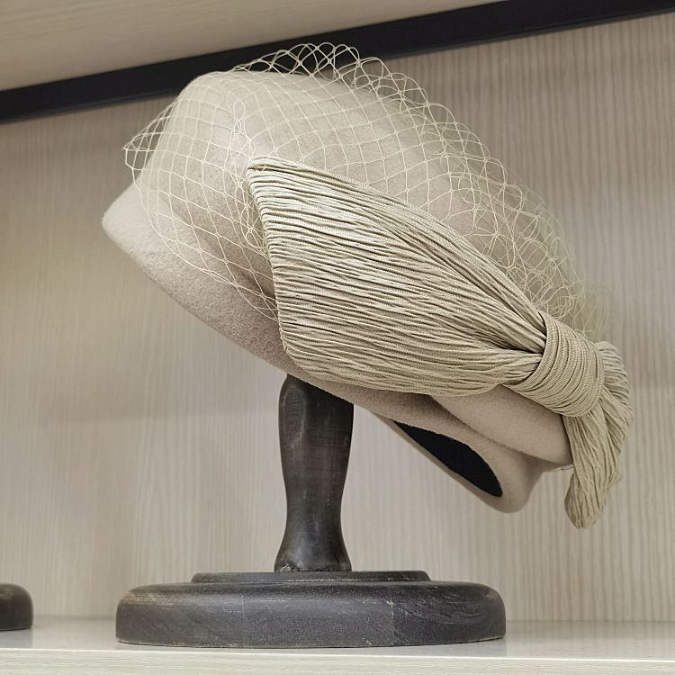 Hot Sale French Beret for Women Winter Veil Netting Bow Fascinator Hats Ladies Wedding Party Church Fedora Hat_autovado.com