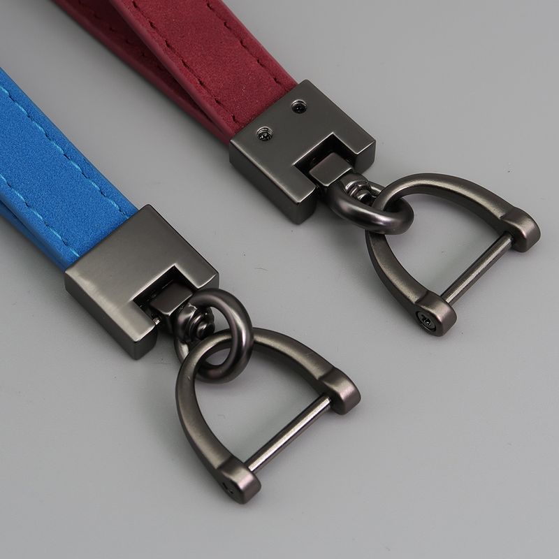 Men's Waist Hanging Creative Can Pressure Anti-loss Pendant Turn Fur Car Key Chain_autovado.com