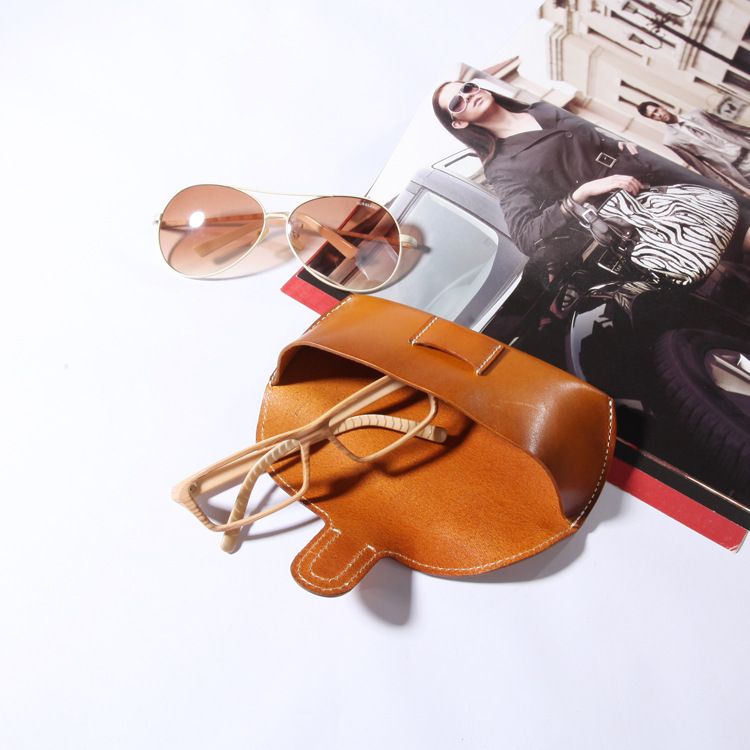 Unisex Cowhide handmade glasses case Vintage glasses with tanned tree paste glasses case_autovado.com