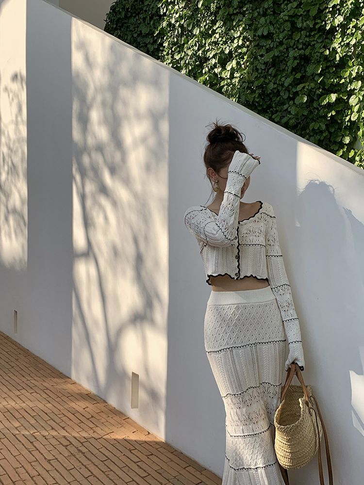 Women's Clothing hollow knitted top skirt two piece suit fashionable and age reducing temperament early spring wear a complete set_autovado.com