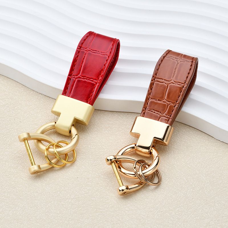 Simple Leather Bag Pendant Creative Horseshoe Buckle Leather Key Accessories New Fashion Leather Rope Car Key Chain_autovado.com