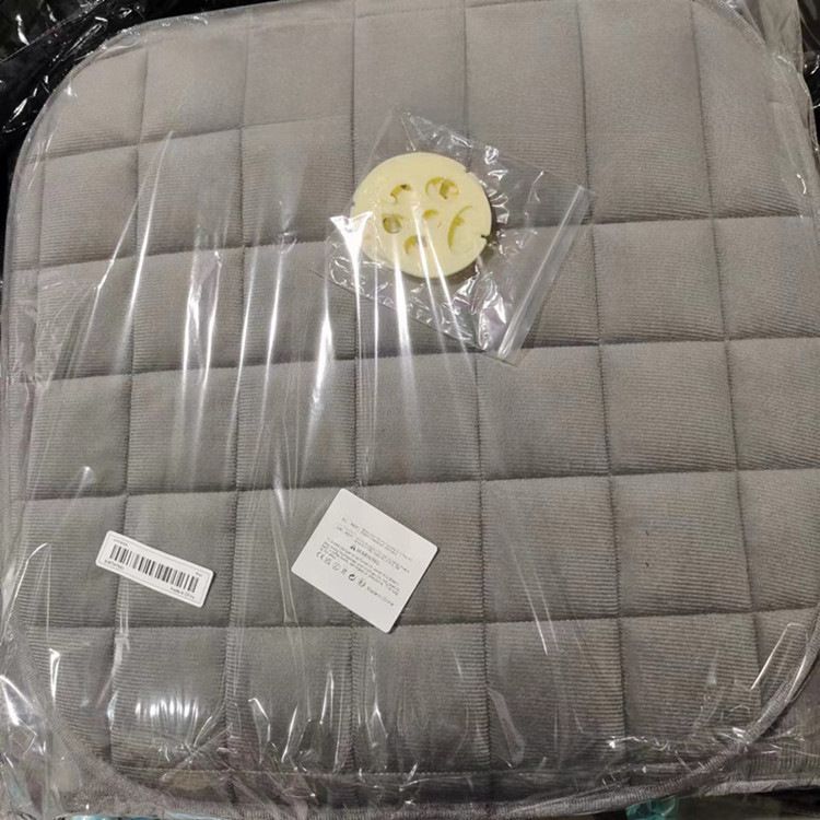 Winter car seat cushion no backrest square embroidered plush tie-free warm three-piece front and rear row single seat cushion_autovado.com