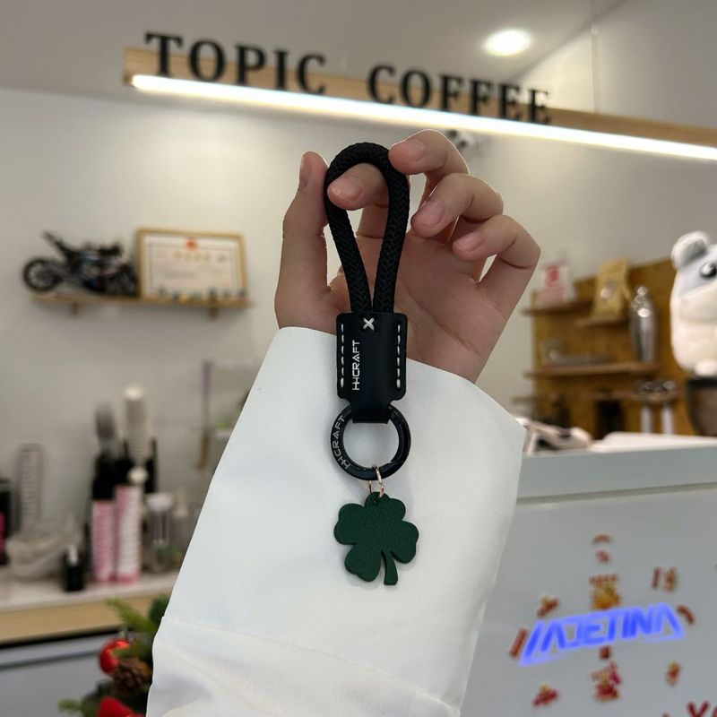 Genuine Cowhide Braided Rope Keychain Pendant High Quality Car Keychain Ring Men And Women Hand Rope School Bag Pendant_autovado.com