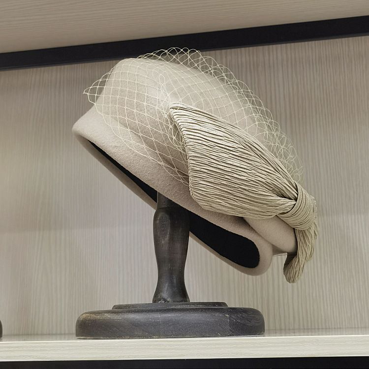 Hot Sale French Beret for Women Winter Veil Netting Bow Fascinator Hats Ladies Wedding Party Church Fedora Hat_autovado.com