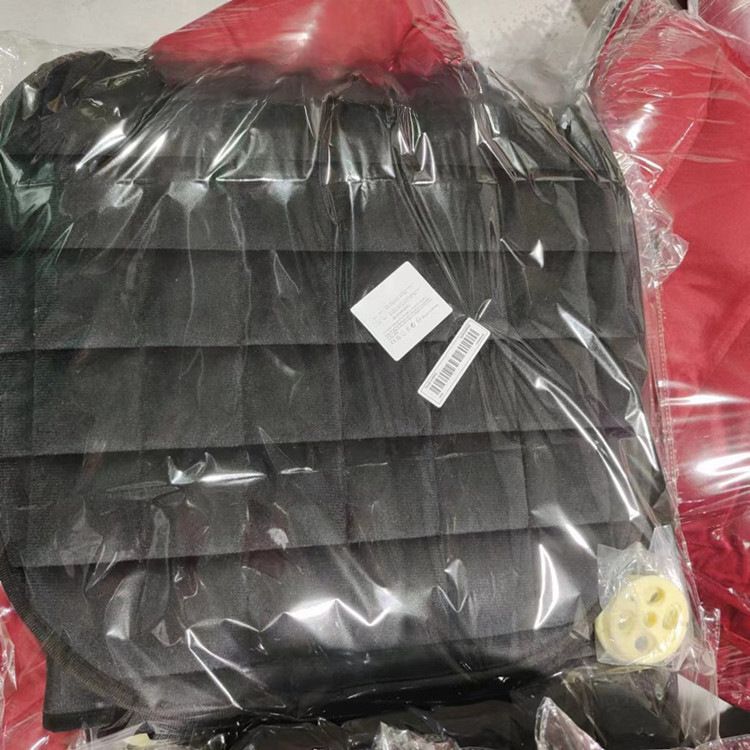 Winter car seat cushion no backrest square embroidered plush tie-free warm three-piece front and rear row single seat cushion_autovado.com