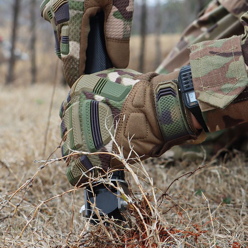 All refers to sports protective gloves outdoor mountaineering non-slip riding motorcycle gloves men's combat tactical gloves_autovado.com