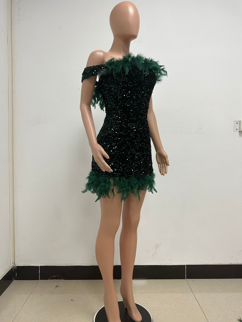 INS style sequined backless beach skirt one-shoulder feather hot girl hip-hugging dress_autovado.com