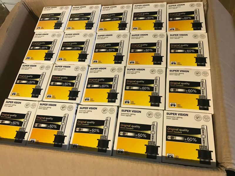 Automotive D1S D2S D3S D4S Xenon Lamp D5SD8S Iron Stand Bright HID Bulb_autovado.com