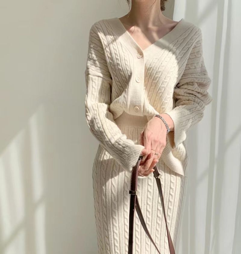 Women's Clothing elegant V-neck linen pattern knitted cardigan sweater + high waist sheath skirt_autovado.com