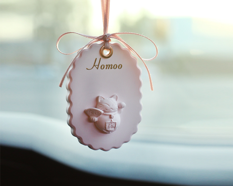 Homeo Wealth Cat Expanding Fragrance Stone Car Rearview Mirror Good Luck Jewelry Indoor Wardrobe Hanger Creative_autovado.com