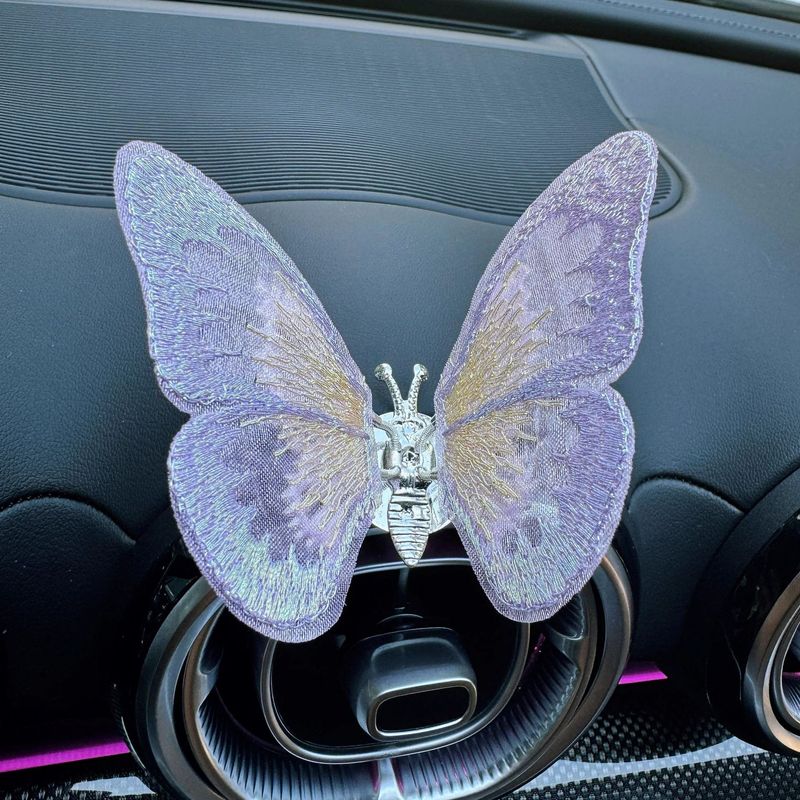 Moving Butterfly Center Console Air Outlet Car Small Ornament Healing Series Interior Decoration Creativity_autovado.com