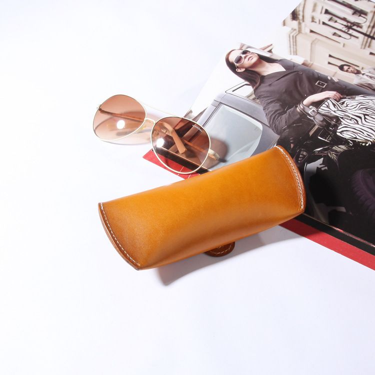 Unisex Cowhide handmade glasses case Vintage glasses with tanned tree paste glasses case_autovado.com