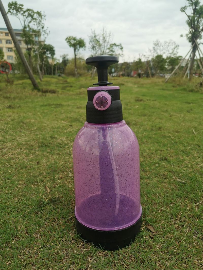 2L Acid And Alkali Resistant Pressure Sprayer Watering Can Wash Liquid Self-Cleaning Car Beauty Spray Bottle_autovado.com