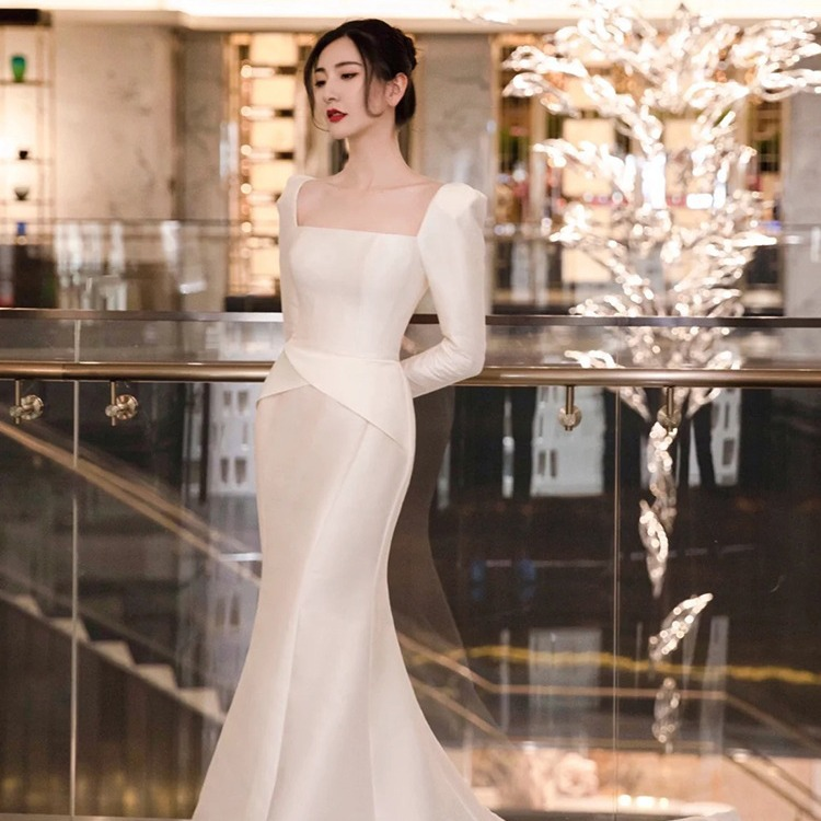 White long-sleeved wedding dress satin minimalist bride wedding reception dress host banquet annual meeting evening dress_autovado.com