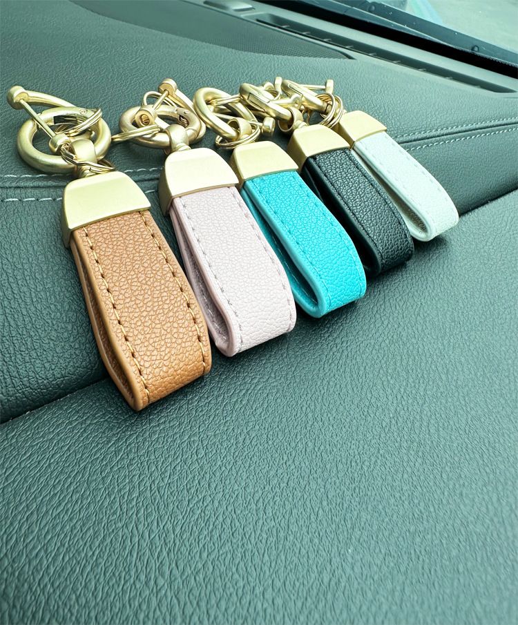 Minimalist, Mini, Fresh Car Pendant, Creative, Personalized, Exquisite, Men's And Women's Keychain Rings, Small Gifts_autovado.com