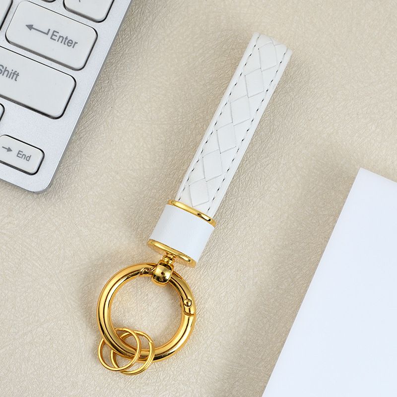 Version Car Keychain Diamond Pattern Leather Rope Luggage Pendant Fashion Couple Metal Key Chain Female Pendant_autovado.com