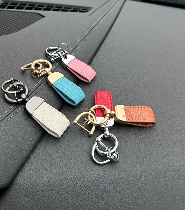 Minimalist, Mini, Fresh Car Pendant, Creative, Personalized, Exquisite, Men's And Women's Keychain Rings, Small Gifts_autovado.com