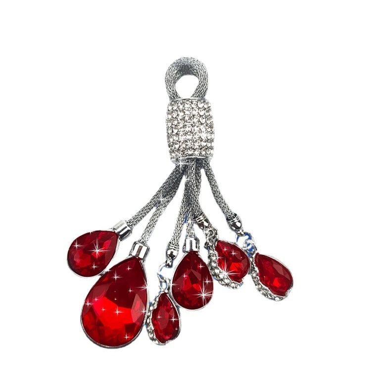 Car Diamond Car Crystal Keychain Pendant_autovado.com