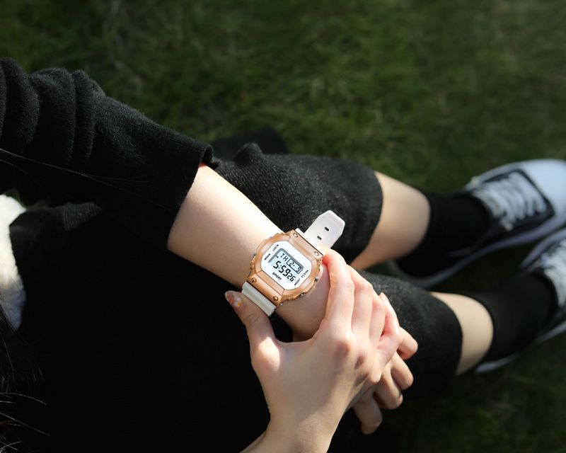 Square Digital Watch Calendar Week Night Light Alarm Clock_autovado.com