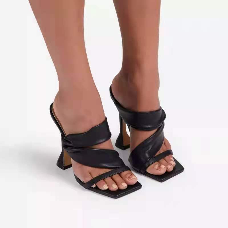 Women's plus-size high-heeled sandals Gold slippers with thin heels and square heads_autovado.com