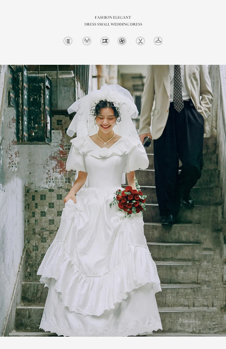 Retro vintage wedding dress, satin puff sleeves, slimming door veil, small French travel photography dress, wedding dress_autovado.com
