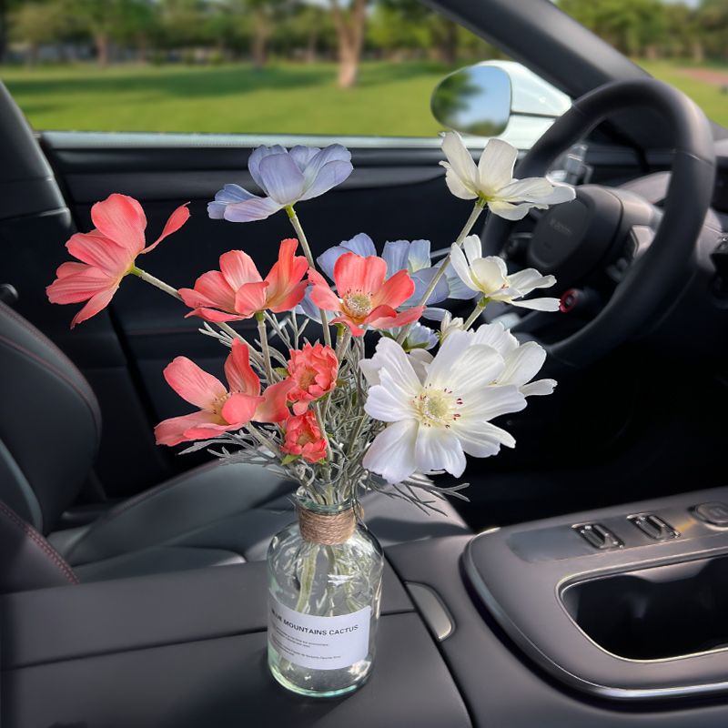 Car bouquet girls, interior accessories good items for cars, center console decorations, high-end simulation vases_autovado.com